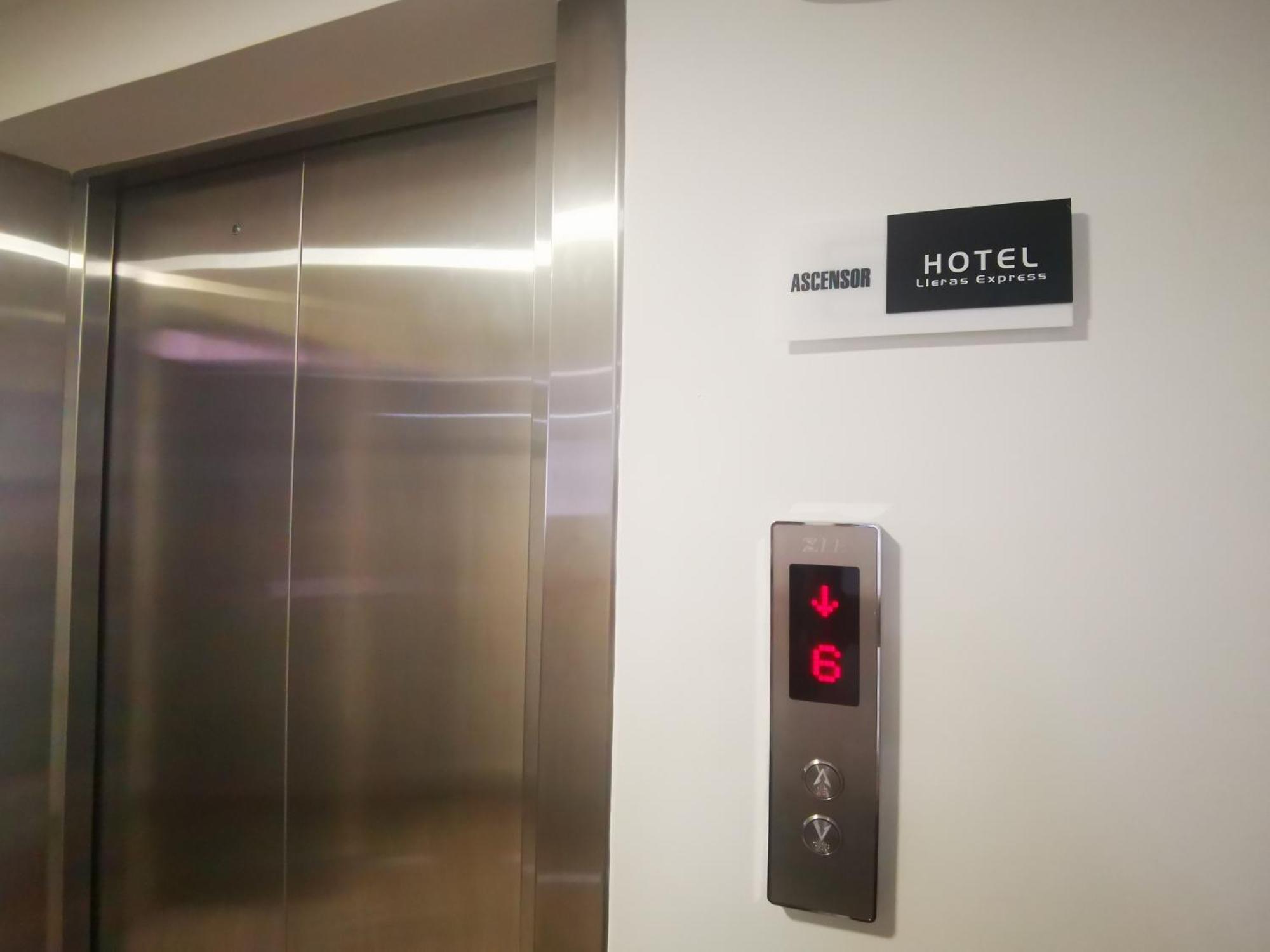 Hotel Lleras Express Medellín Exteriör bild