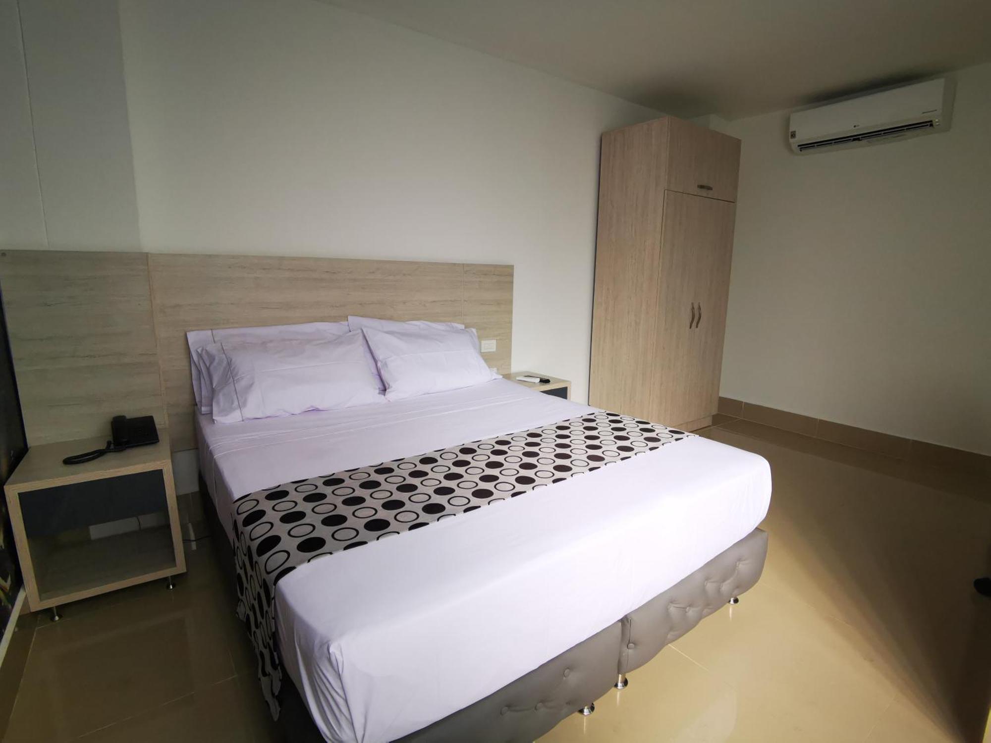 Hotel Lleras Express Medellín Exteriör bild